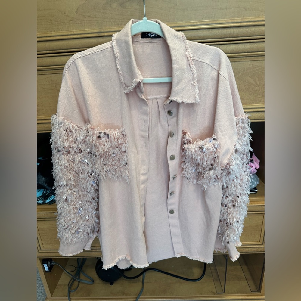 CHIC&CO Pink Fringe Button-Front Women's Top